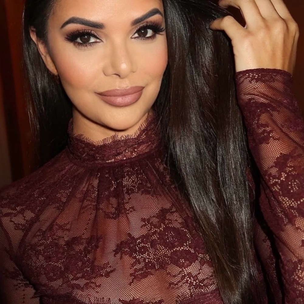 Meet your Posher, Debbie